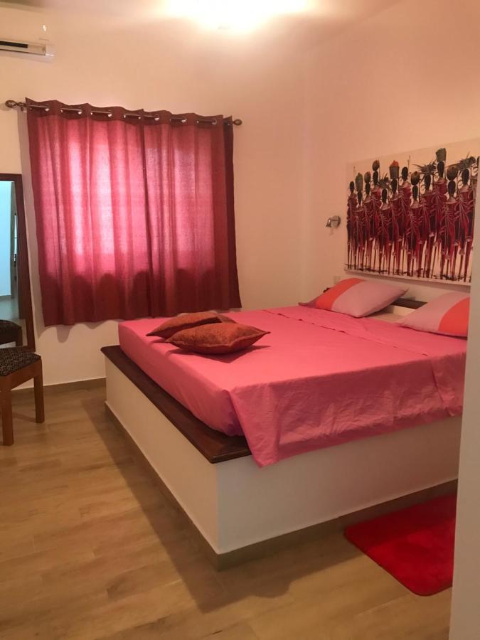 Villa Thamani fronte mare direttamente sulla spiaggia con piscina privata! Pwani Mchangani Esterno foto
